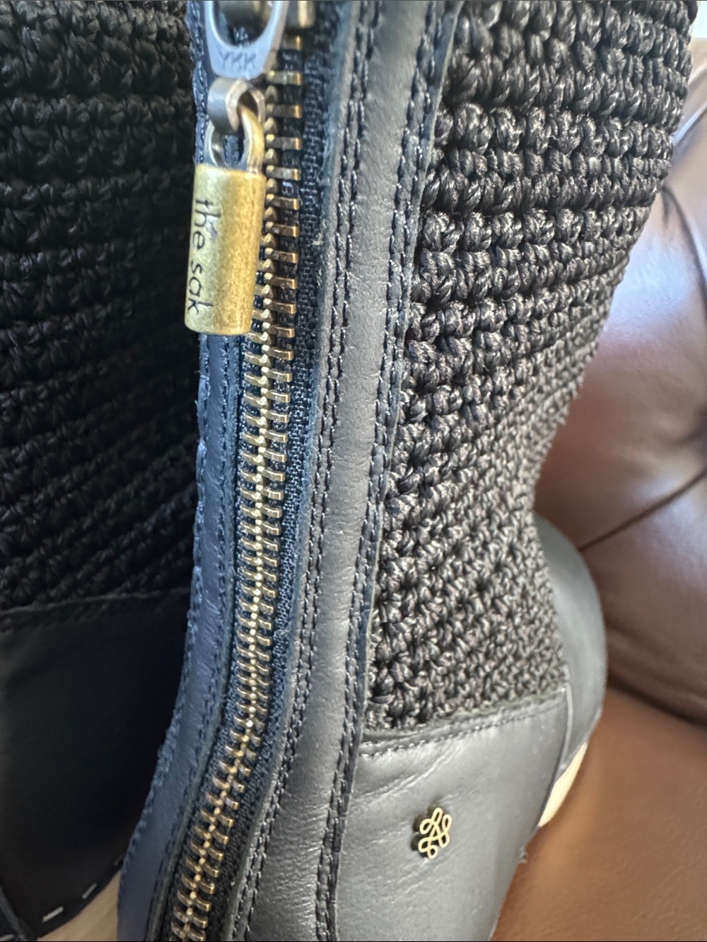 Worn once The Sak Women's Black Leather & Knit Ankle Booties Wood Clog Bottom - Picture 5 of 11